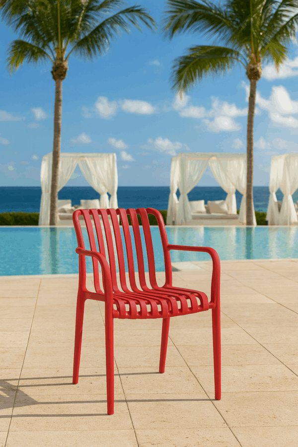 Stylish Outdoor Resort Chairs