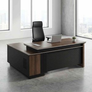 1.8m executive office desk with side extension and power grommet