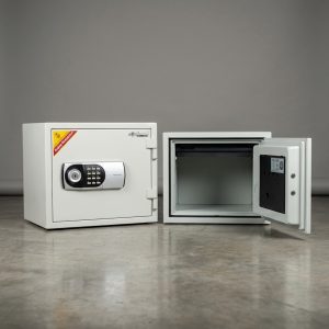 Diplomat 31KG electronic safe box with digital keypad lock