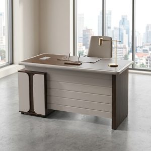 1.4m executive office desk with lockable drawer and cupboard storage